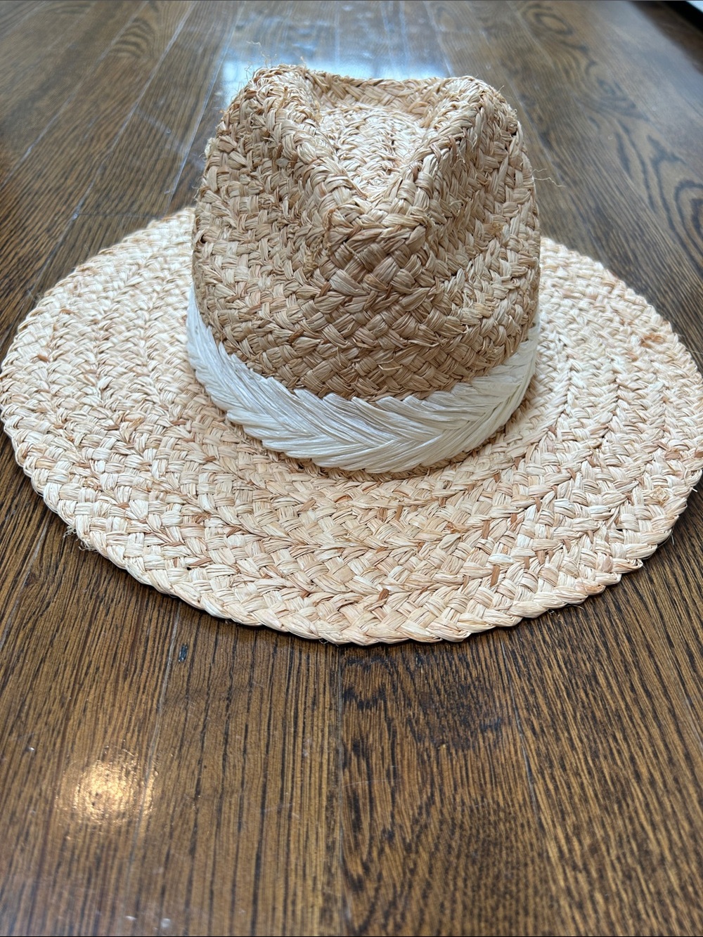 Vineyard Vines Natural Straw Hat with White Band